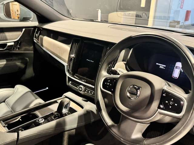 Volvo V90 Cross Country 7