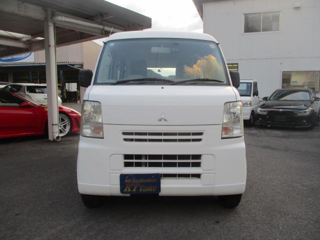 Mitsubishi Minicab Van 2