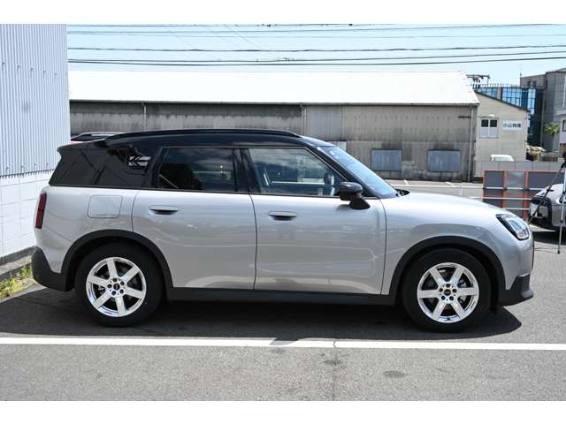 MINI Countryman 8