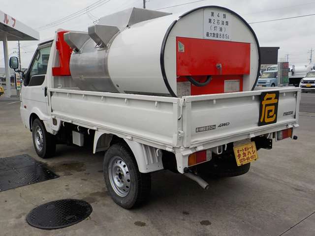 Mazda Bongo Truck 3