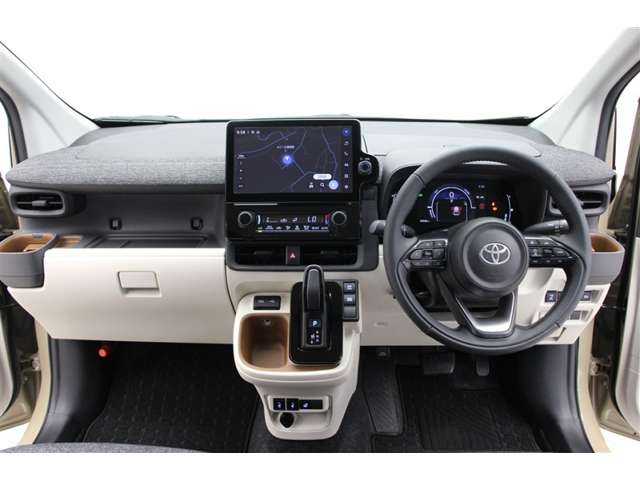 Toyota Sienta 5