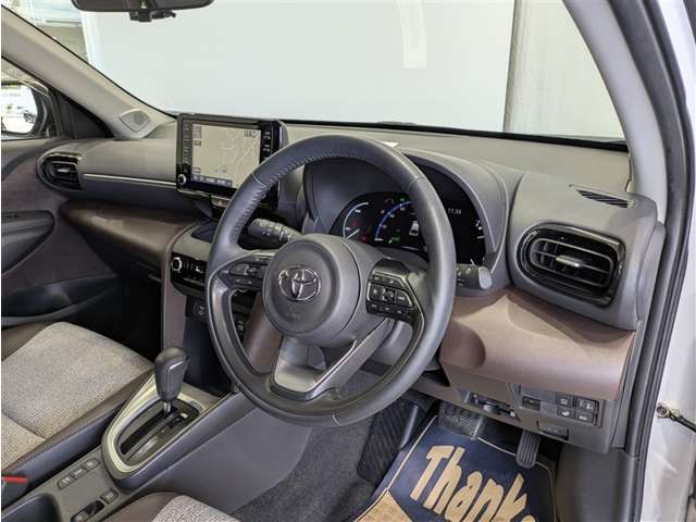 Toyota Yaris Cross 4