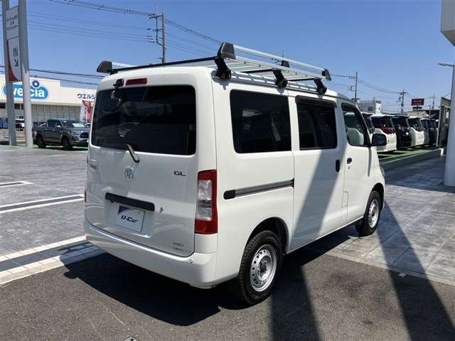 Toyota Town Ace Van 9