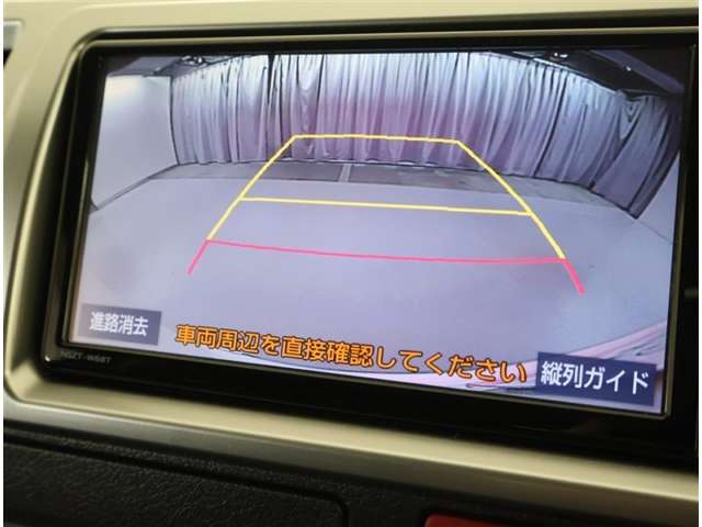 Toyota Hiace Van 7