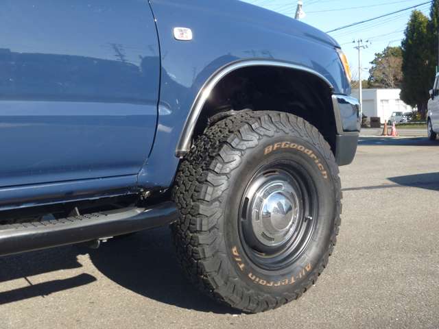Toyota Hilux Surf 9