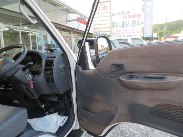 Mazda Bongo Truck 7