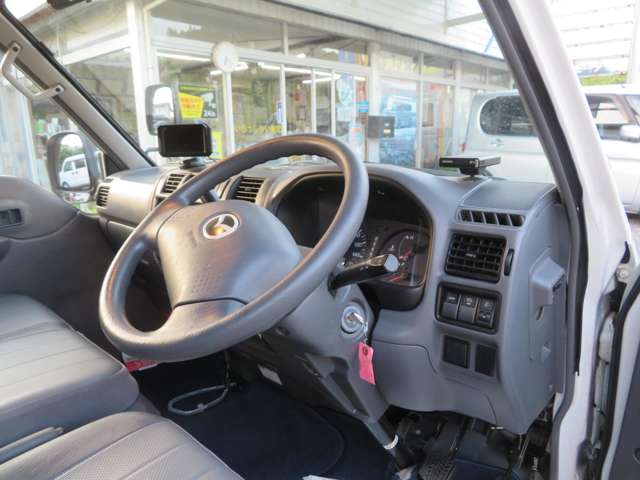 Mazda Bongo Truck 8