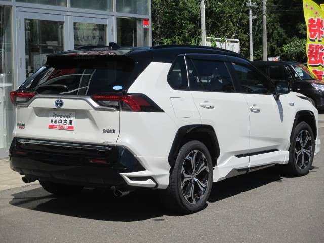 Toyota RAV4 PHV 5