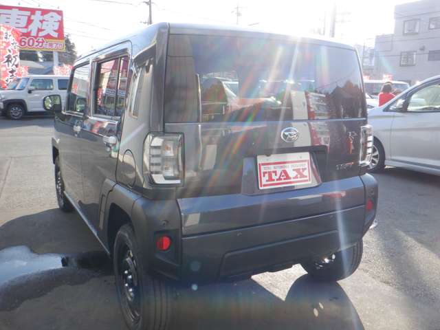 Daihatsu Taft 9