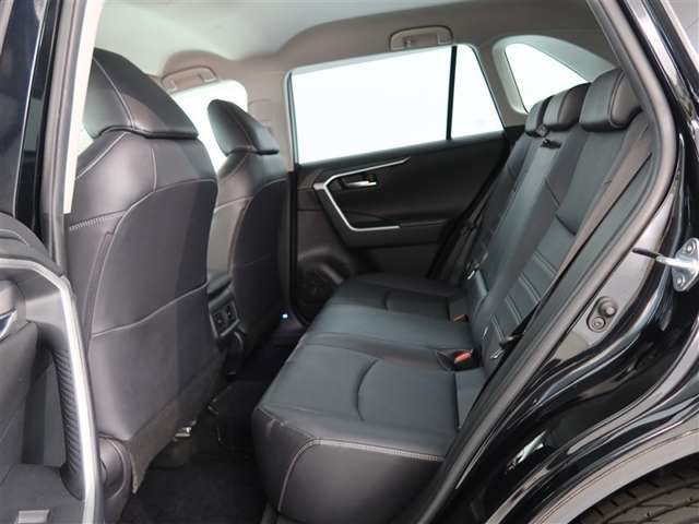 Toyota RAV4 12