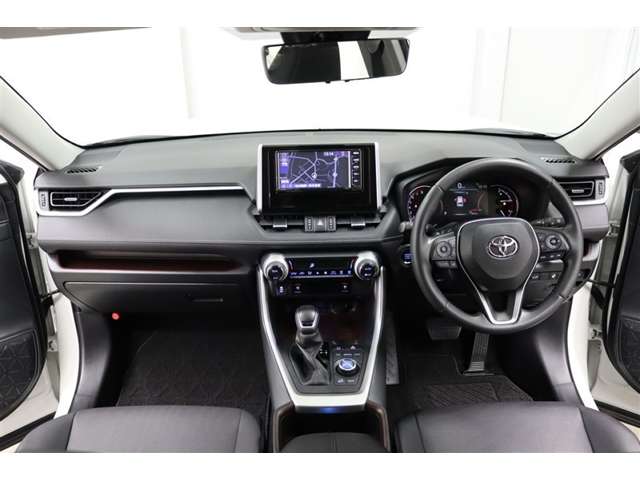 Toyota RAV4 6