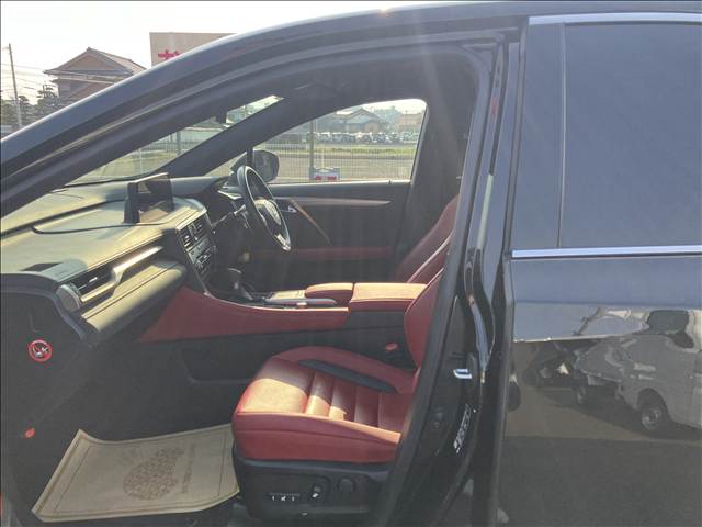 Lexus RX 5