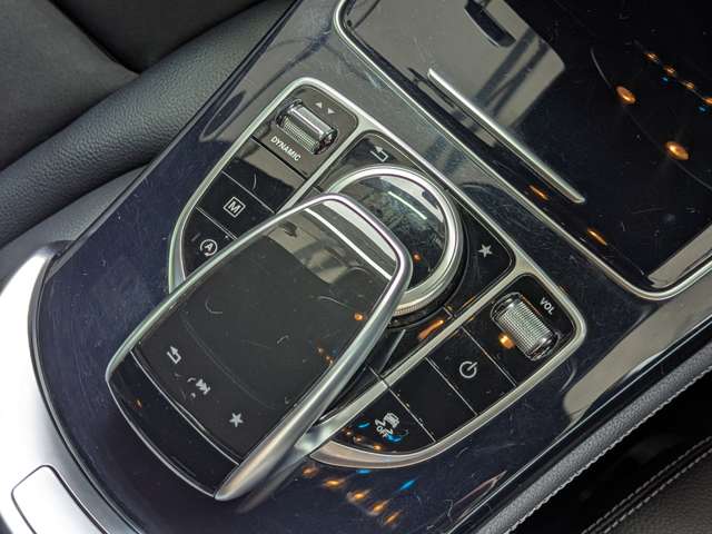Mercedes-Benz GLC 11