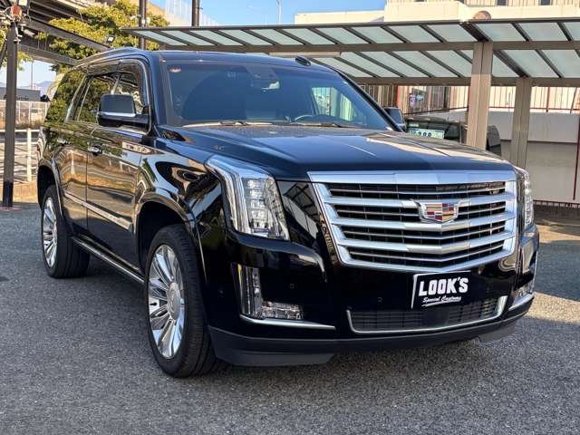 Cadillac エスカレード 4