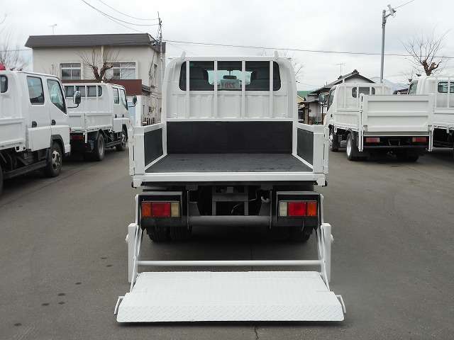Isuzu Elf 10