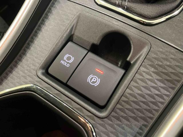 Daihatsu Rocky 9