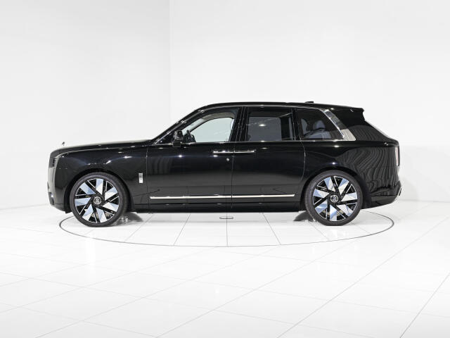 Rolls-Royce カリナン 5