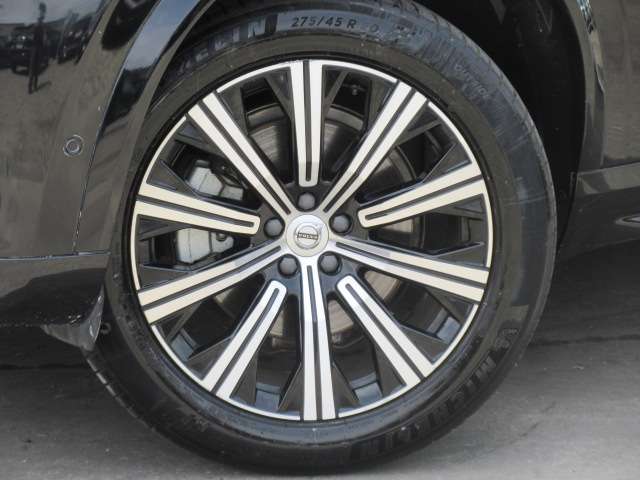 Volvo XC90 11