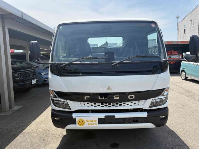Mitsubishi Fuso Canter 2
