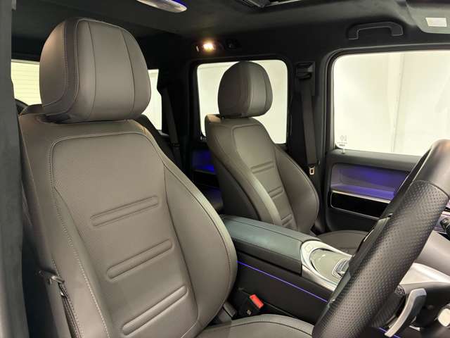 Mercedes-Benz G-Class 4
