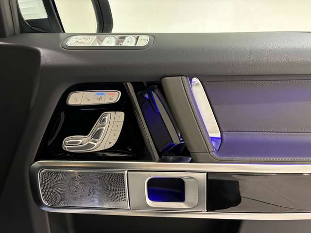 Mercedes-Benz G-Class 7
