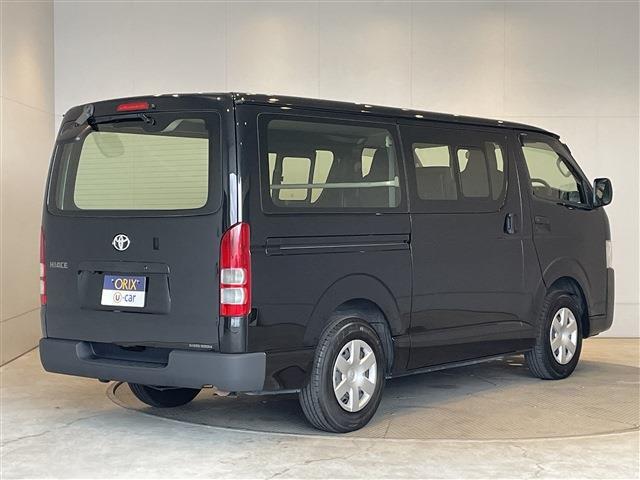 Toyota Hiace Van 2