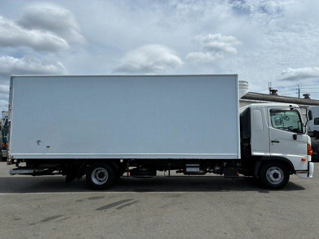 Hino Ranger 12