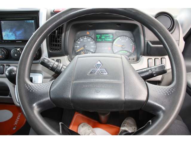 Mitsubishi Fuso Canter 5
