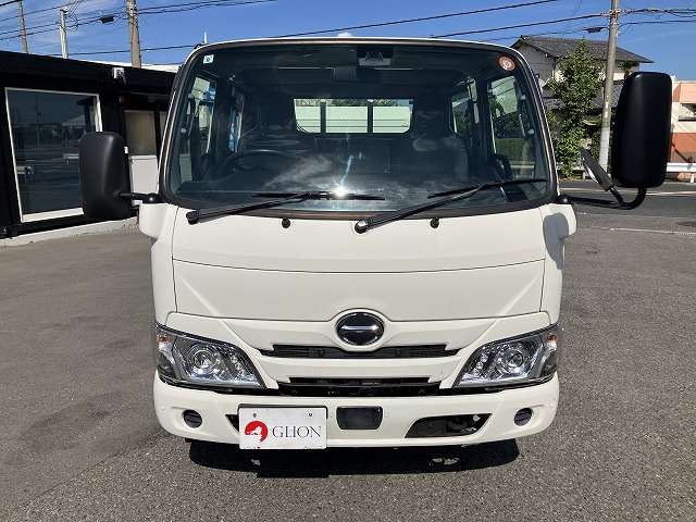 Hino Dutro 2