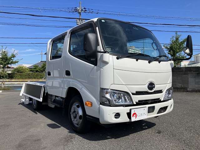 Hino Dutro 10