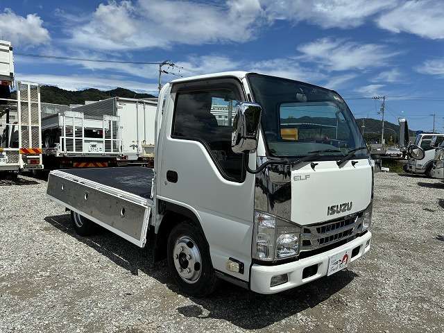 Isuzu Elf 10