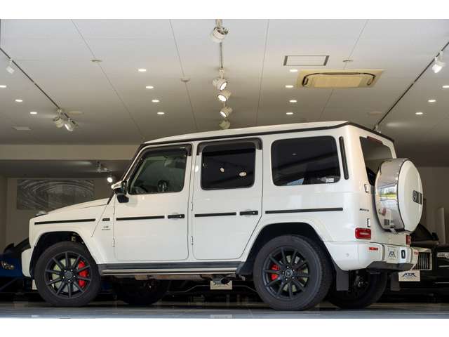 Mercedes-Benz G-Class 3