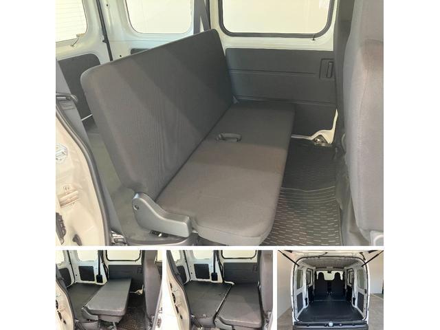 Daihatsu Hijet Cargo 7