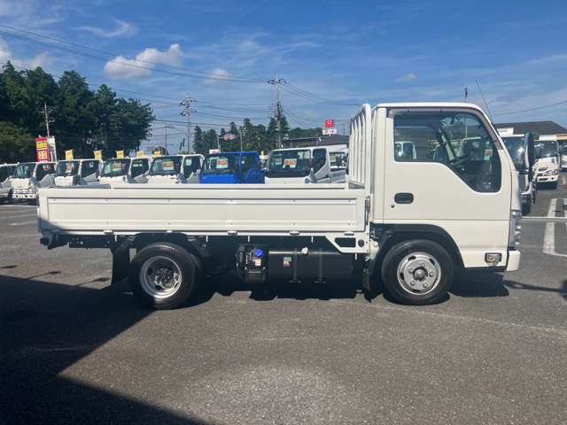 Isuzu Elf 4