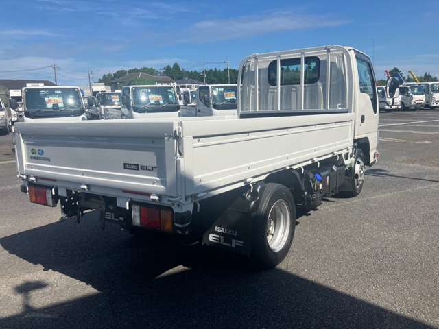Isuzu Elf 5