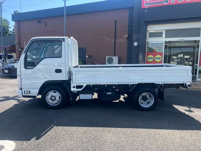 Isuzu Elf 8