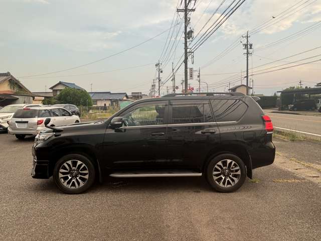Toyota Land Cruiser Prado 7