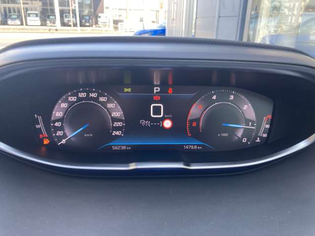 Peugeot 5008 11