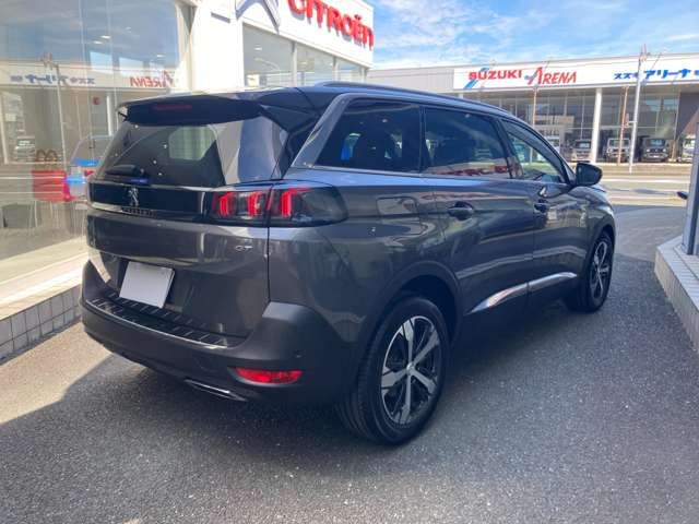 Peugeot 5008 3