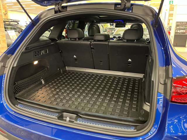 Mercedes-Benz GLC 11