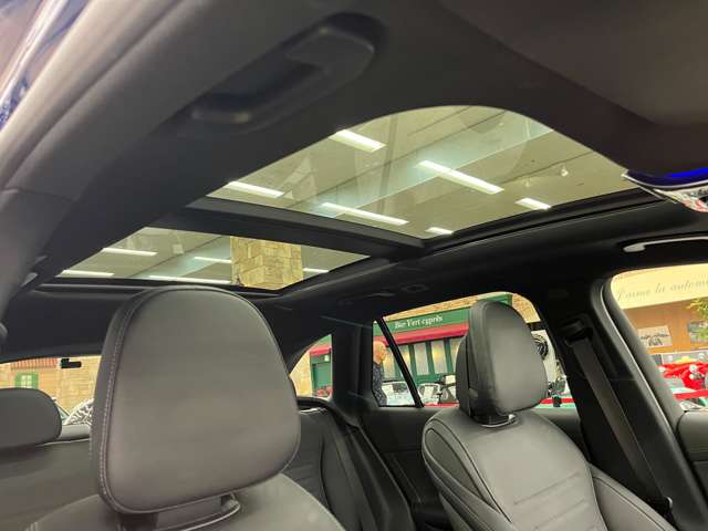 Mercedes-Benz GLC 8