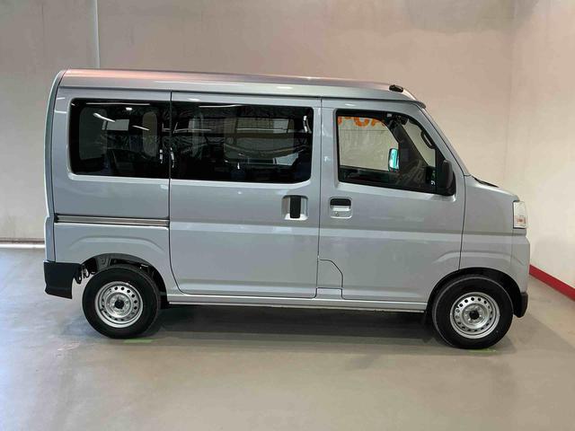Daihatsu Hijet Cargo 12