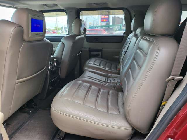 Hummer H2 6