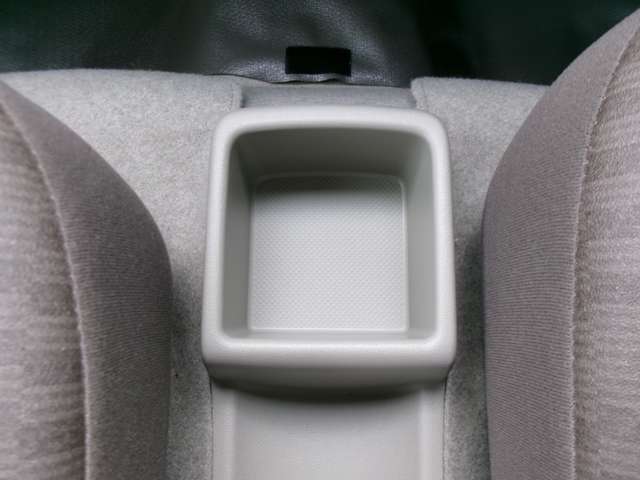 Nissan NV100 Clipper 11
