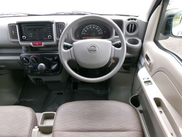 Nissan NV100 Clipper 4