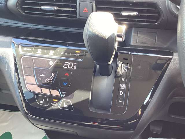 Mitsubishi eK X 11
