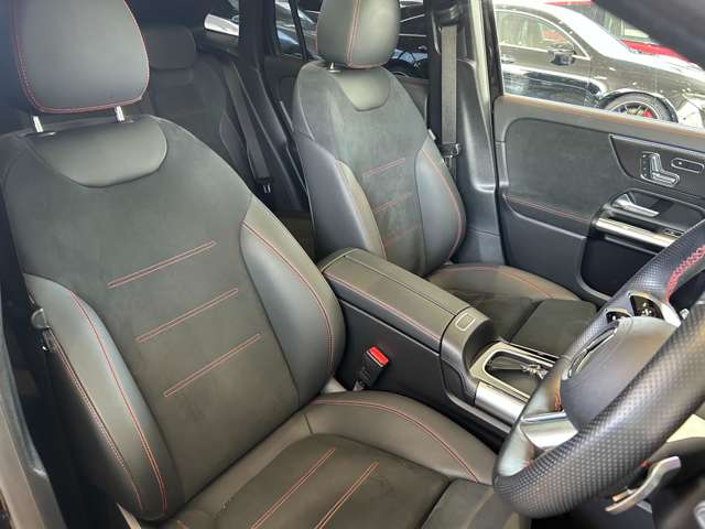 Mercedes-Benz GLA-Class 6