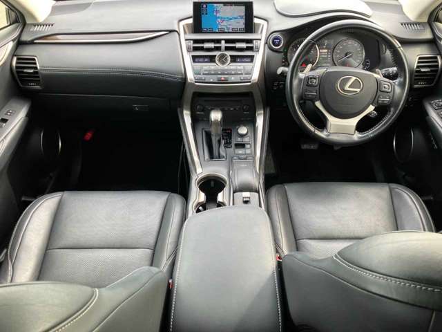 Lexus NX 2