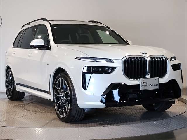 BMW X7 6