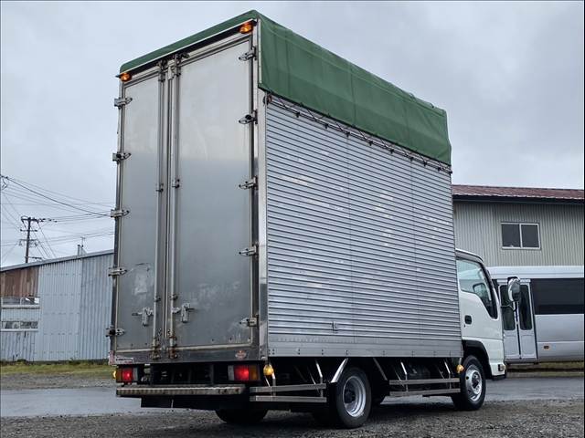 Isuzu Elf 2